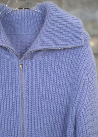 Beautifully Finished Coat in a Timeless Design