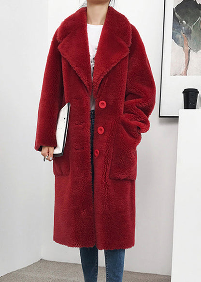 Beautifully Finished Coat in a Timeless Design