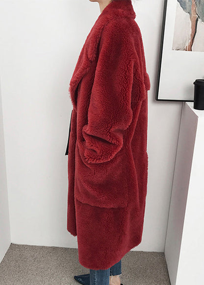 Beautifully Finished Coat in a Timeless Design