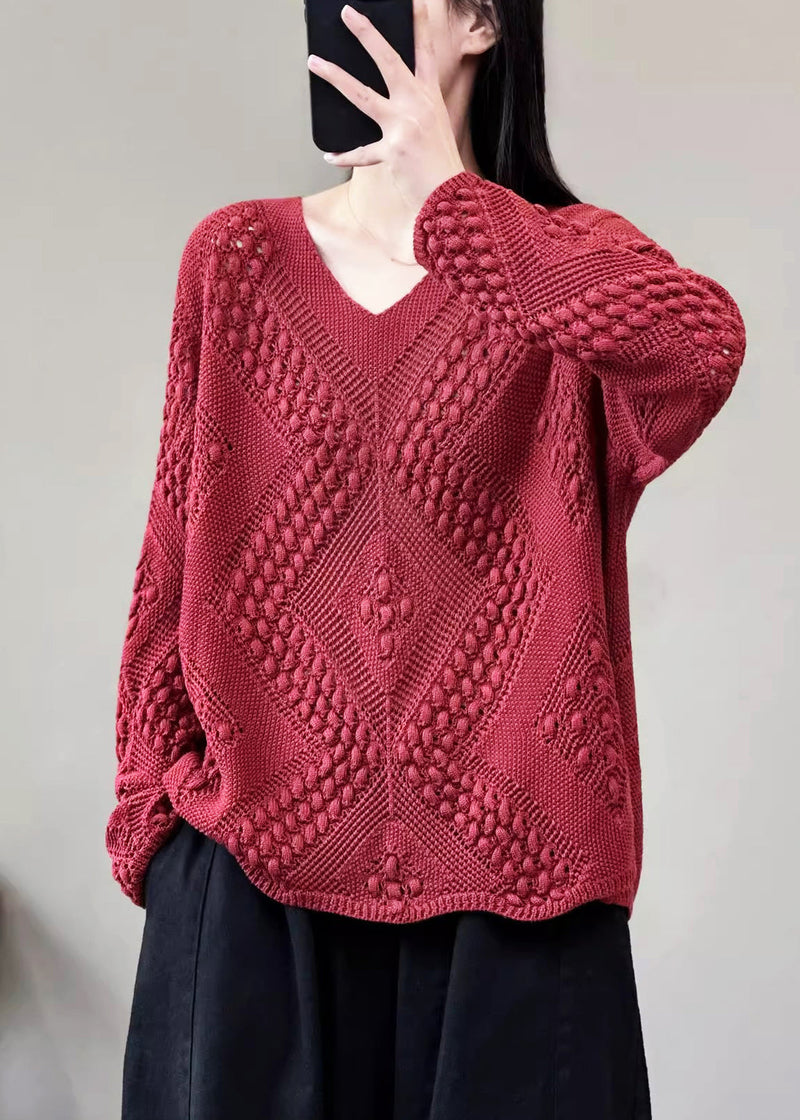 Classic Vintage Sweater with a Flattering Fit
