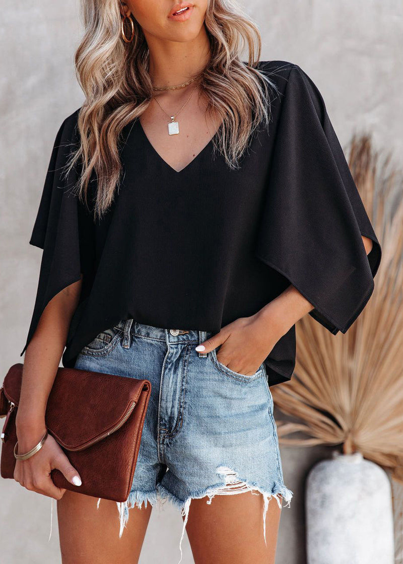 Sophisticated Shirt with a Clean Classic Look