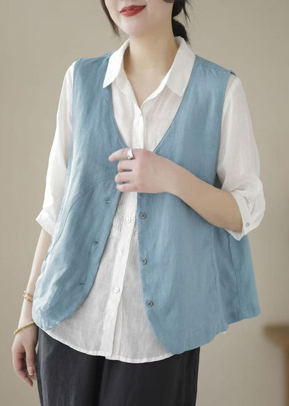 A Vintage Style Coat with Delicate Timeless Details