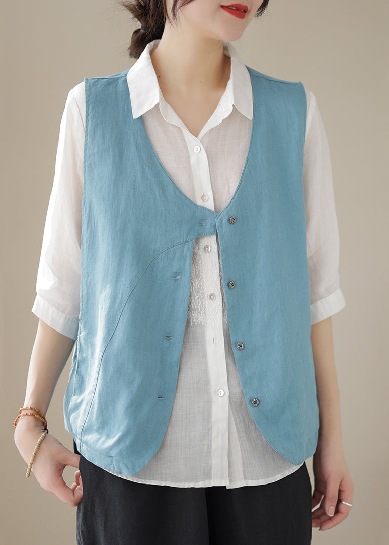 A Vintage Style Coat with Delicate Timeless Details