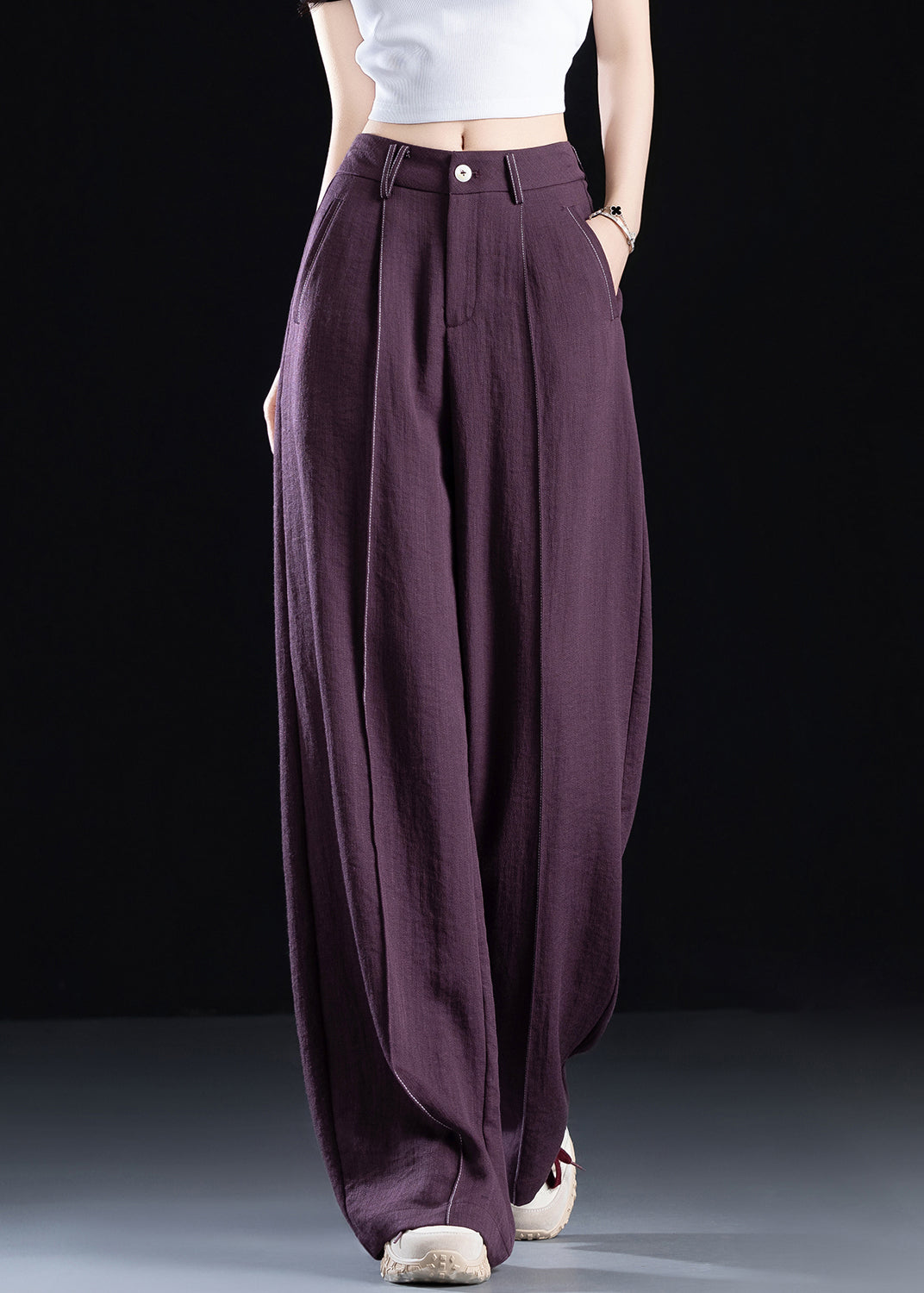 Sophisticated Pants with a Clean Classic Look