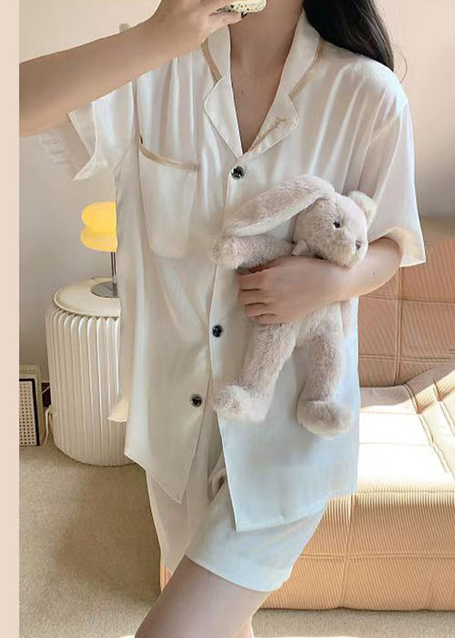 Well Tailored Garment with a Graceful Silhouette