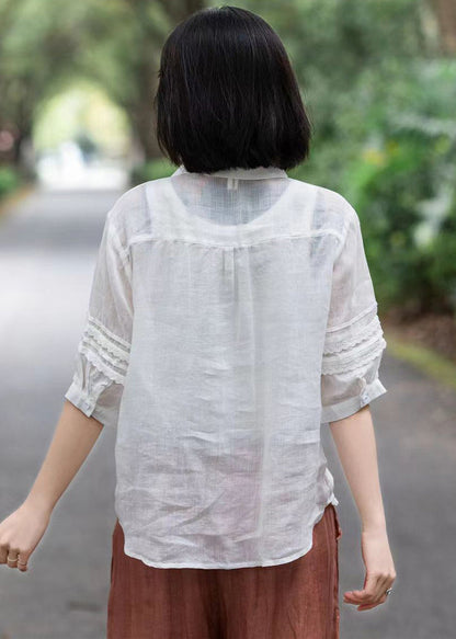 Classic Vintage Blouse with a Flattering Fit
