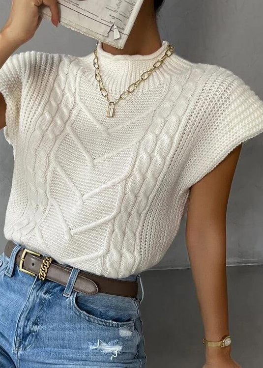 Elegantly Styled Pullover for Everyday Wear