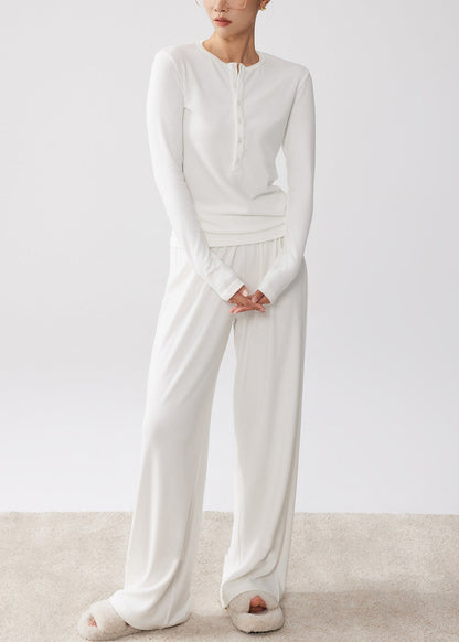 Classic Vintage Shirt with a Flattering Fit