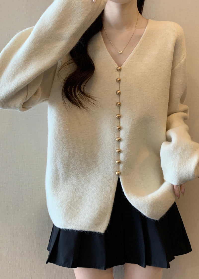 Beautifully Finished Sweater in a Timeless Design