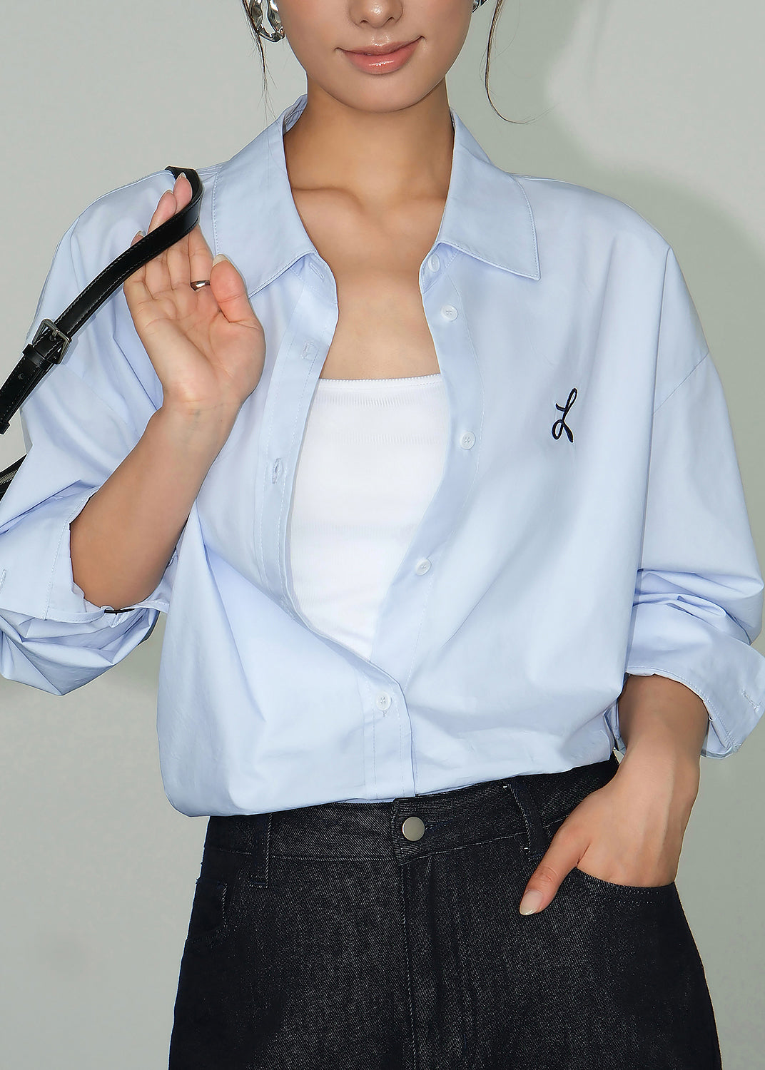 Beautifully Finished Top in a Timeless Design