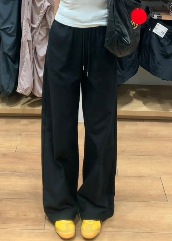 Classic Vintage Pants with a Flattering Fit