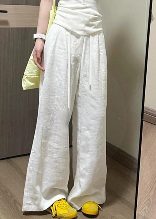 Classic Vintage Pants with a Flattering Fit