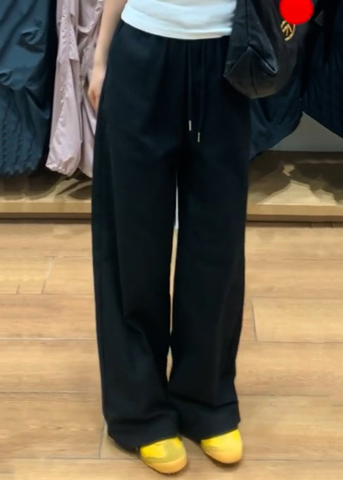 Classic Vintage Pants with a Flattering Fit