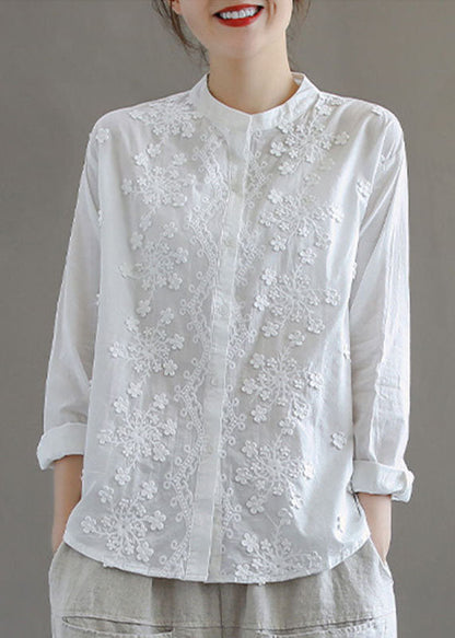 Sophisticated Blouse with a Clean Classic Look