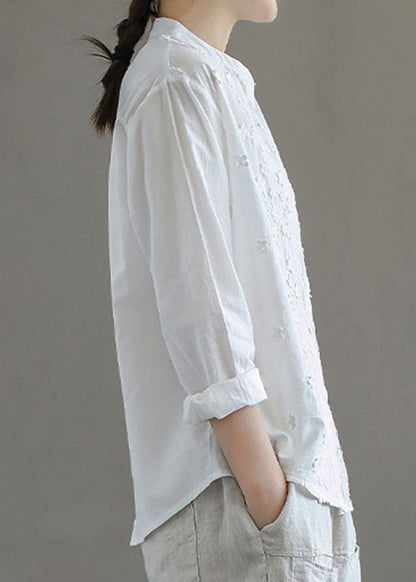 Sophisticated Blouse with a Clean Classic Look