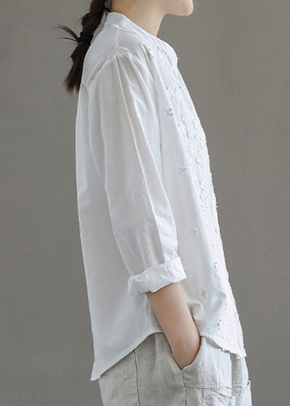 Sophisticated Blouse with a Clean Classic Look