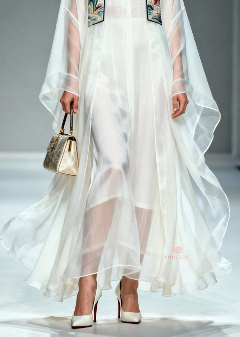 Well Tailored Garment with a Graceful Silhouette