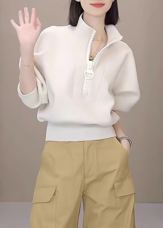 Classic Vintage Shirt with a Flattering Fit