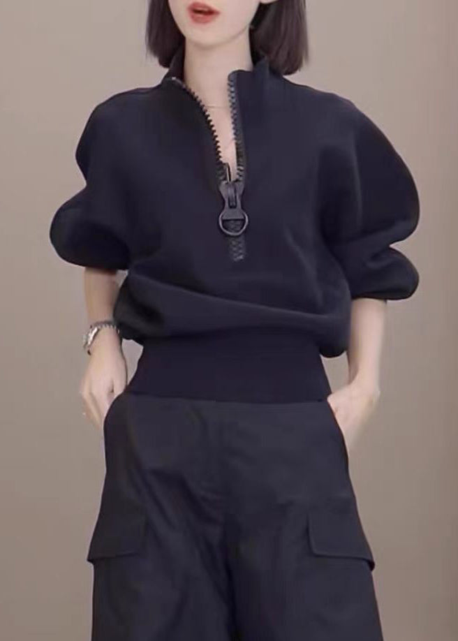 Classic Vintage Shirt with a Flattering Fit