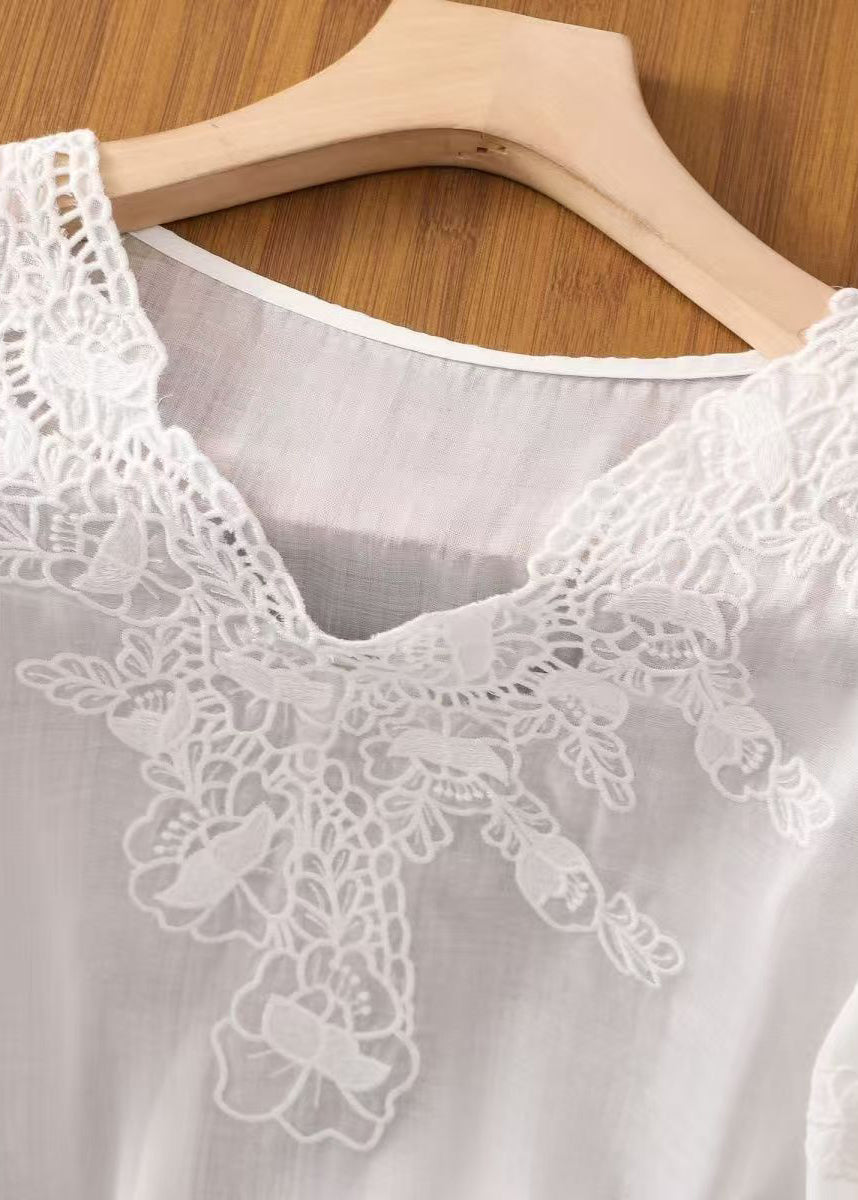 Beautifully Finished Top in a Timeless Design