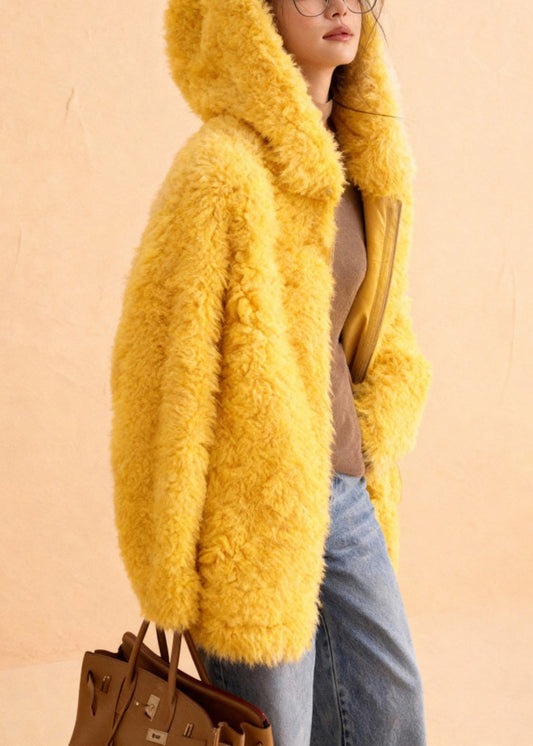 Classic Vintage Coat with a Flattering Fit