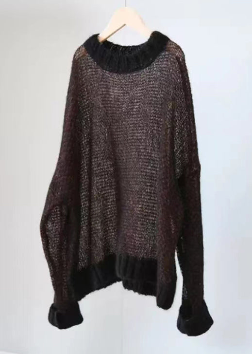 Effortlessly Elegant Top with a Timeless Design