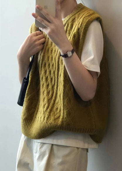 Gracefully Styled Coat for Any Occasion