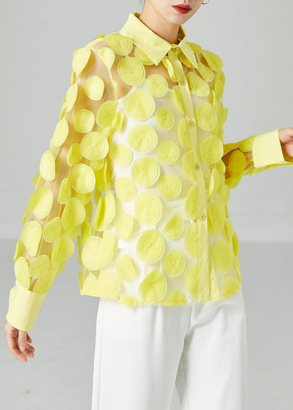 Classic Vintage Blouse with a Flattering Fit