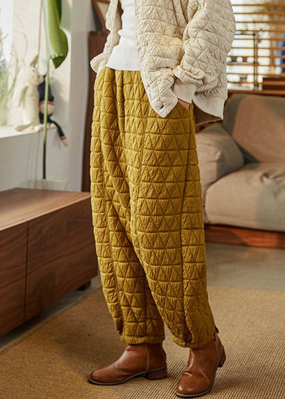 Classic Vintage Pants with a Flattering Fit