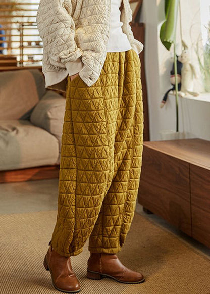 Classic Vintage Pants with a Flattering Fit