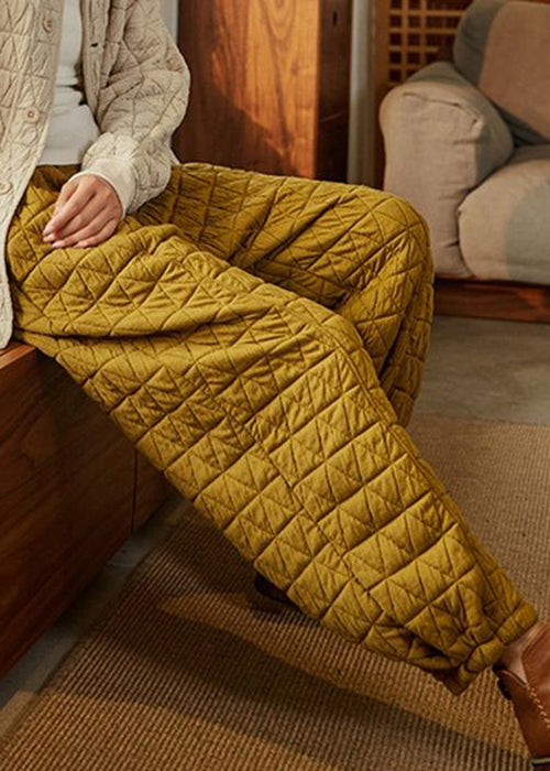 Classic Vintage Pants with a Flattering Fit