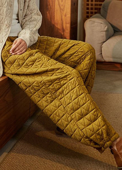 Classic Vintage Pants with a Flattering Fit