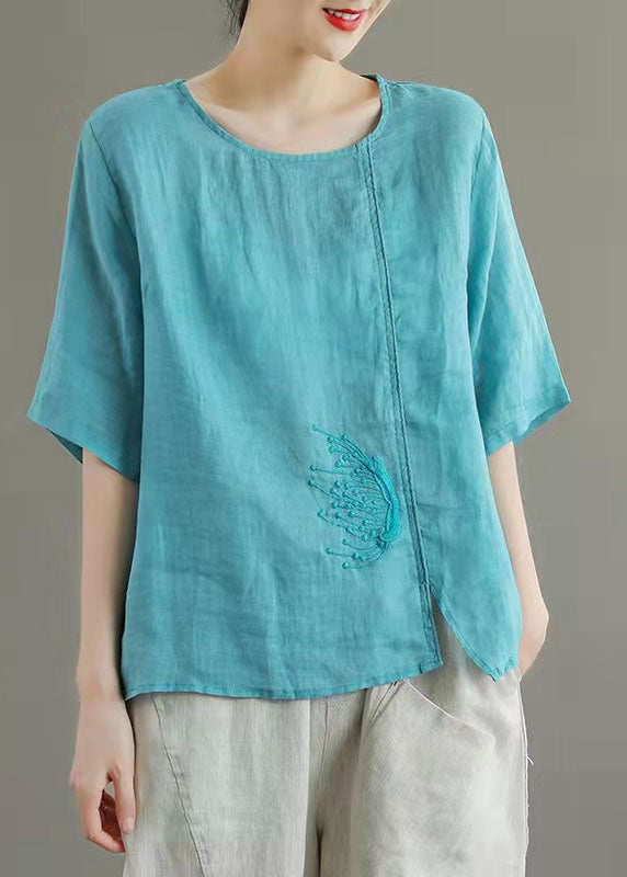 A Vintage Style Top with Delicate Timeless Details