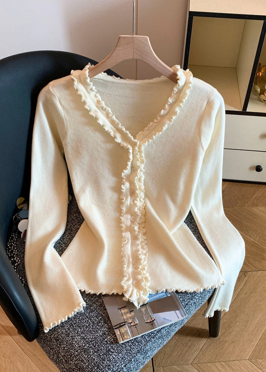 Beautifully Finished Sweater in a Timeless Design