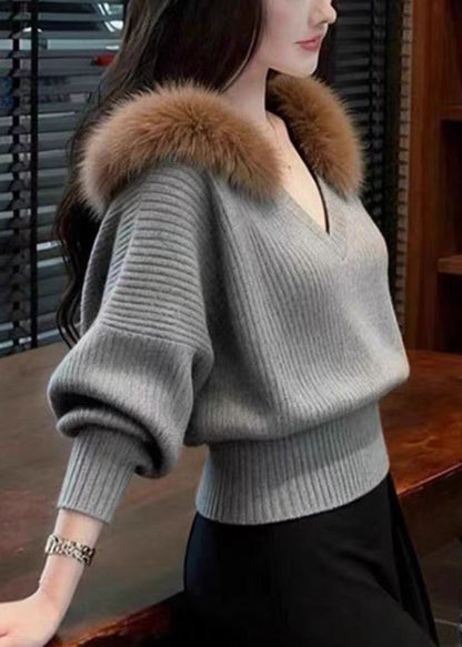 Beautifully Finished Sweater in a Timeless Design
