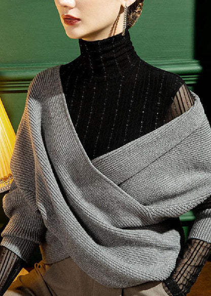 Effortlessly Elegant Top with a Timeless Design