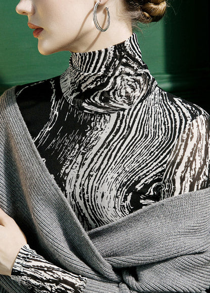 Gracefully Styled Top for Any Occasion