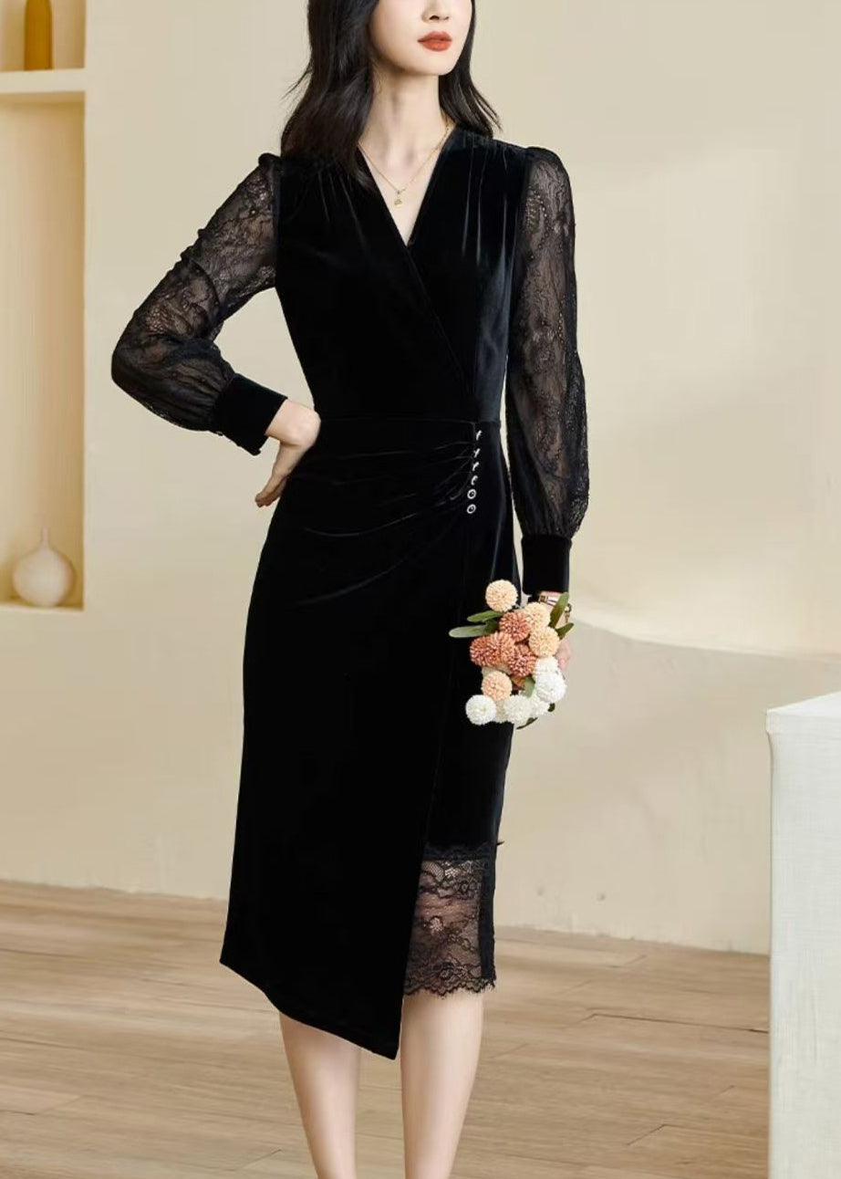 Beautifully Crafted Dress in a Classic Style