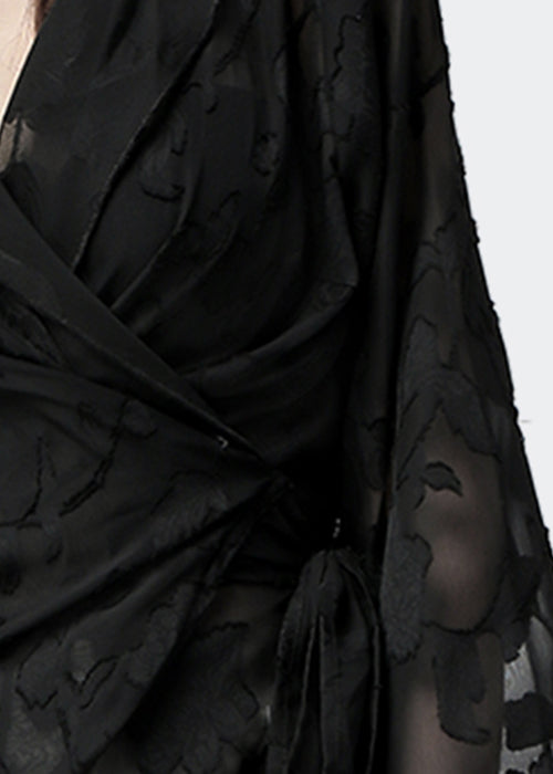 Gracefully Styled Blouse for Any Occasion