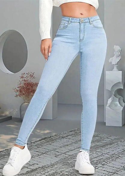Elegantly Styled Pants for Everyday Wear