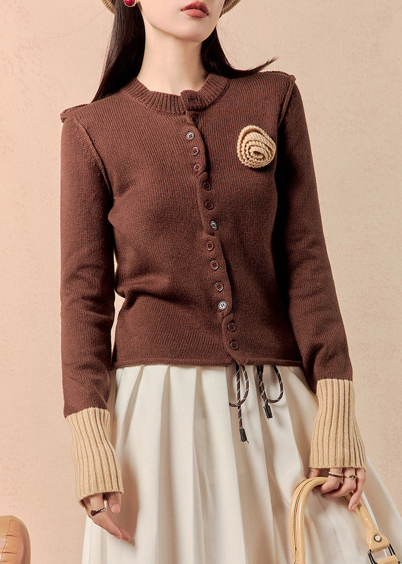 Sophisticated Sweater with a Clean Classic Look
