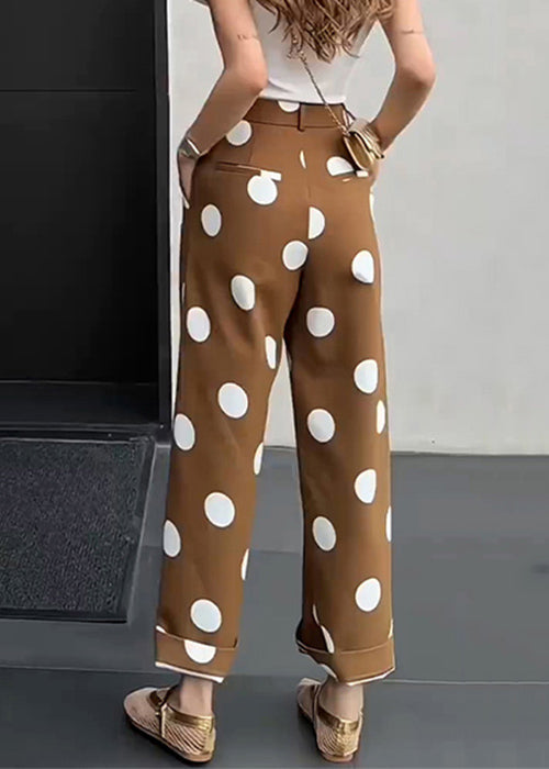 Effortlessly Elegant Pants with a Timeless Design