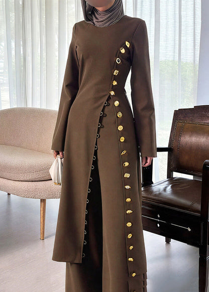 Classic Vintage Coat with a Flattering Fit