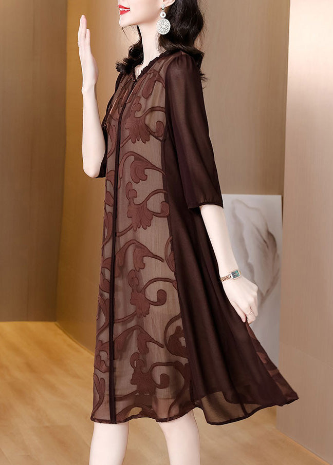 Effortlessly Elegant Dress with a Timeless Design