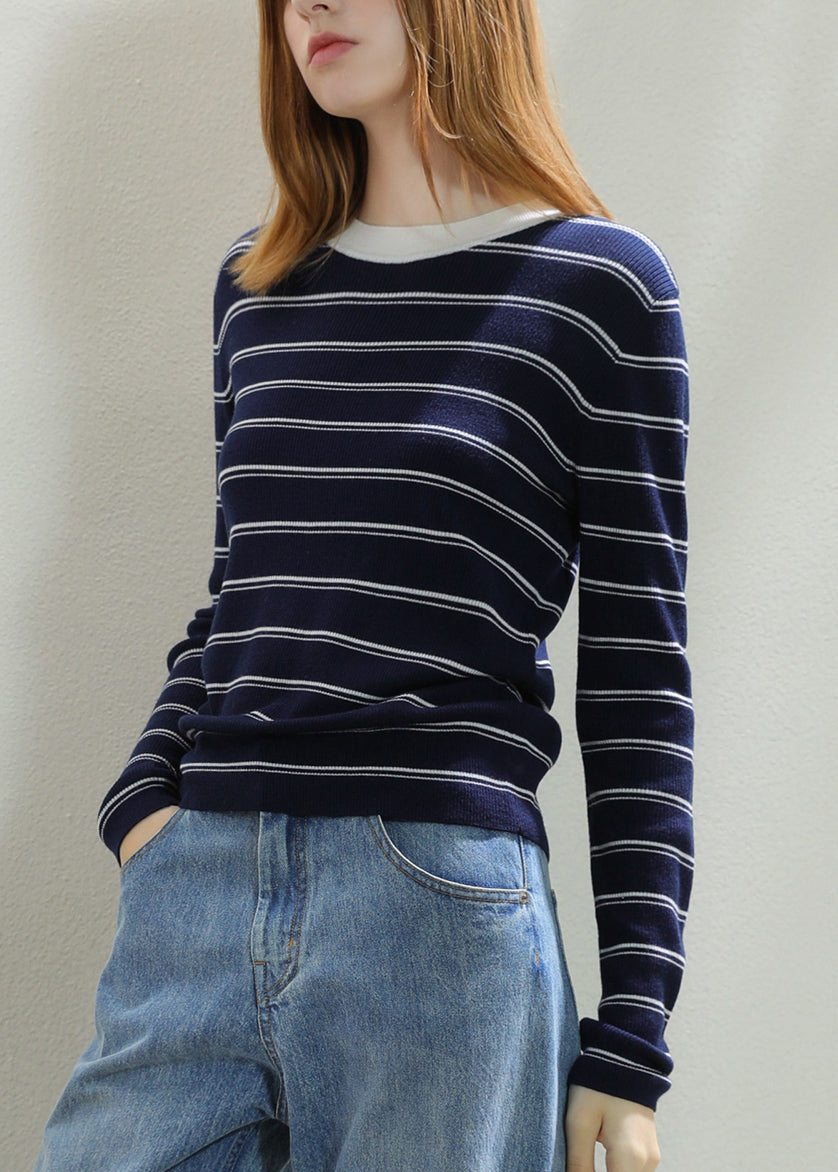 Classic Vintage Top with a Flattering Fit