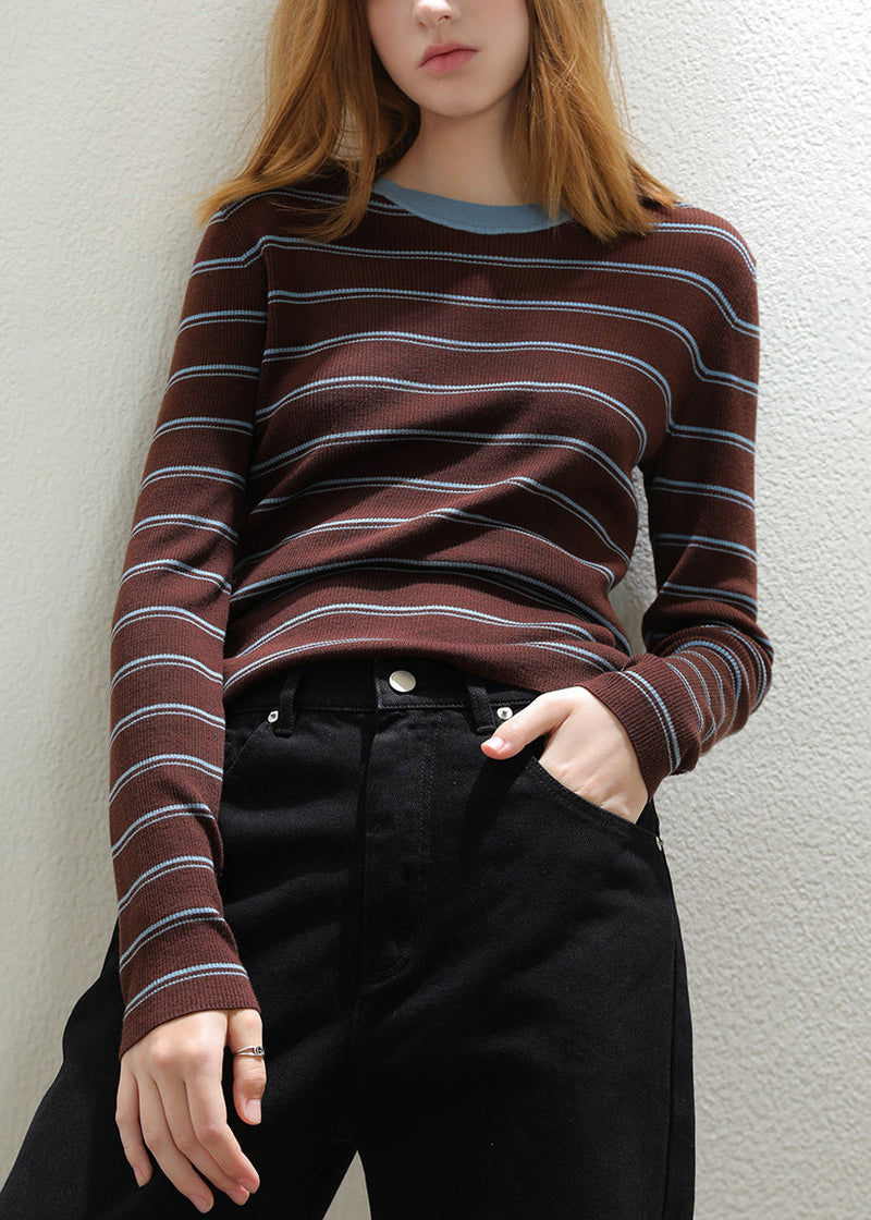 Classic Vintage Top with a Flattering Fit