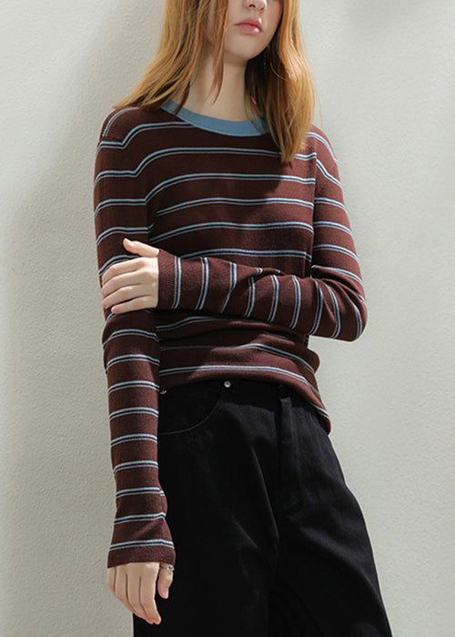 Classic Vintage Top with a Flattering Fit