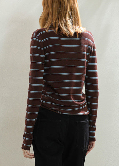 Classic Vintage Top with a Flattering Fit