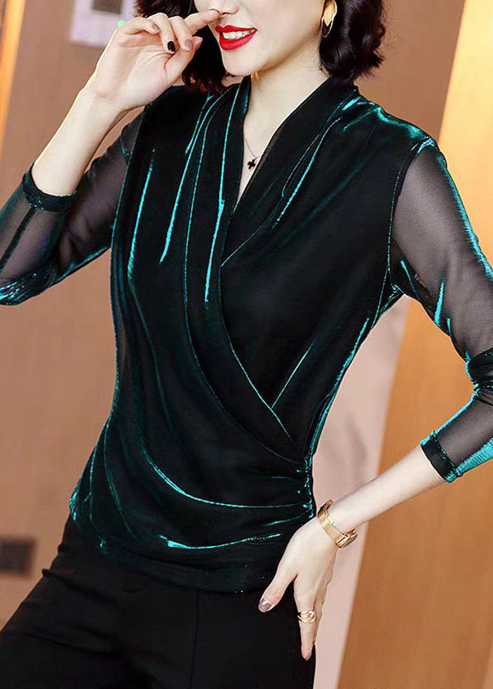 Polished Top with an Effortless Classic Look