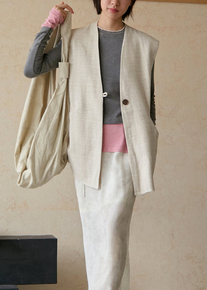 Polished Top with an Effortless Classic Look
